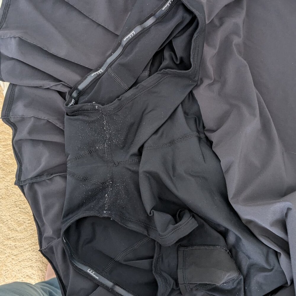 Lululemon Run Pace Setter Skirt Built In Shorts Pleated Black Skirt Sz  12 - Picture 8 of 8